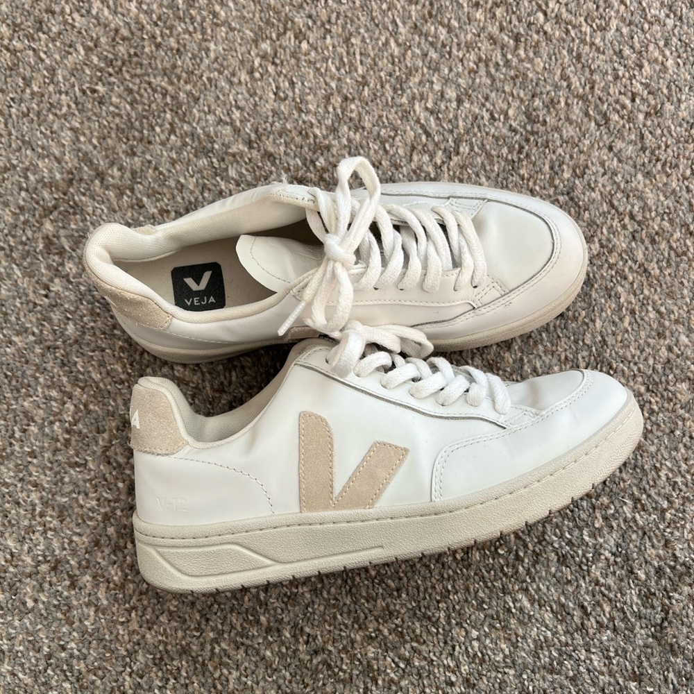Veja Cream and Tan Casual Sneakers 7